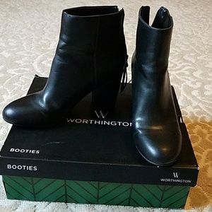 Worthington black booties